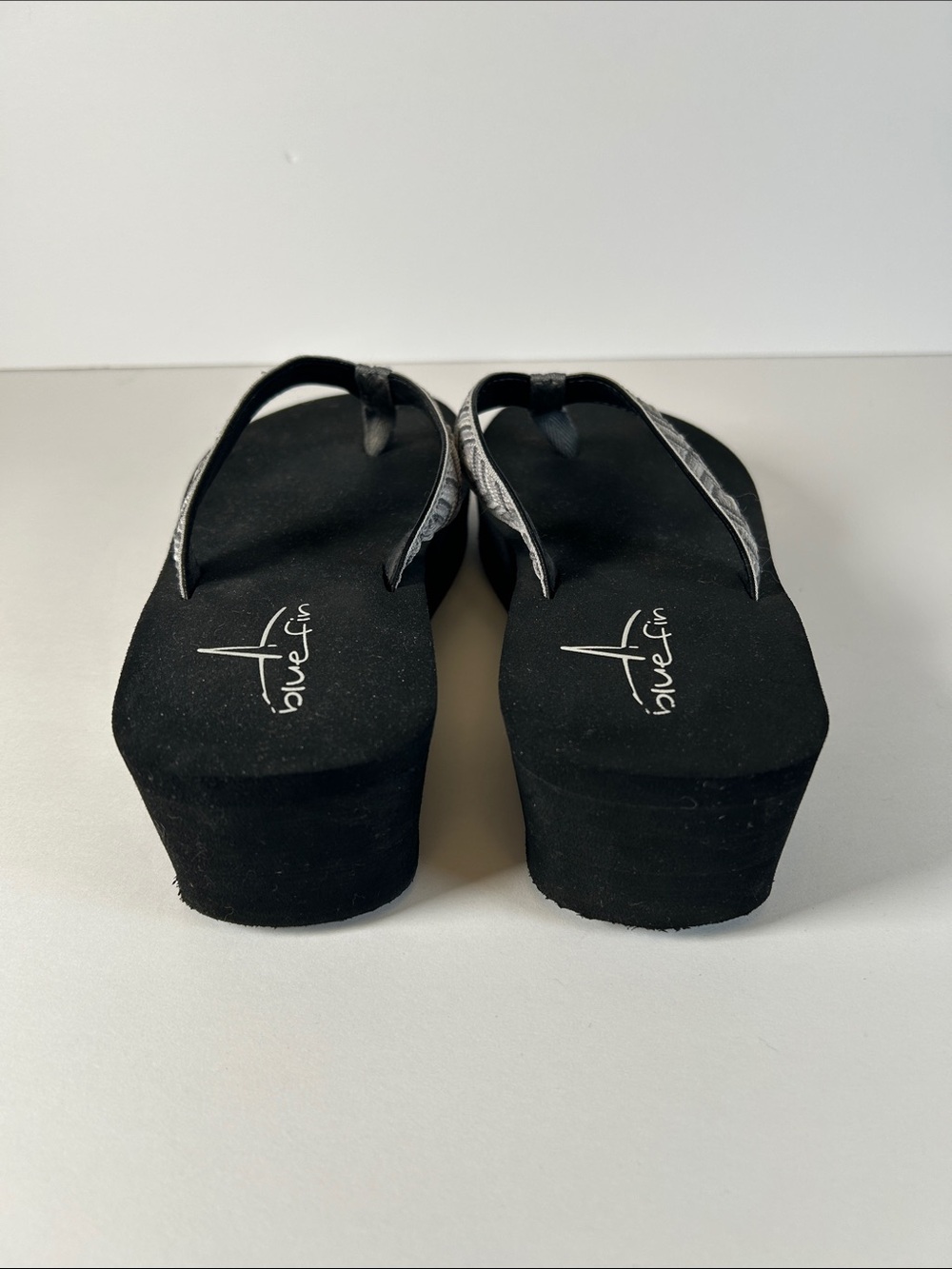 Silver/Gray Wedge Flip-Flop Sandals - Skechers Style - Picture 6 of 7